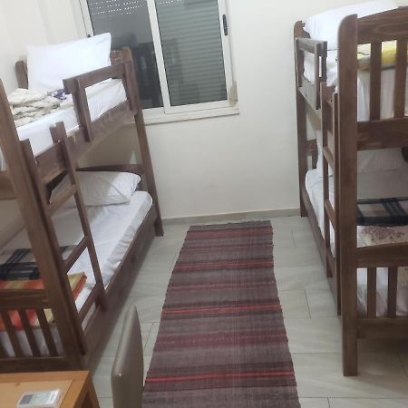 Hostel Oakland Τίρανα Εξωτερικό φωτογραφία