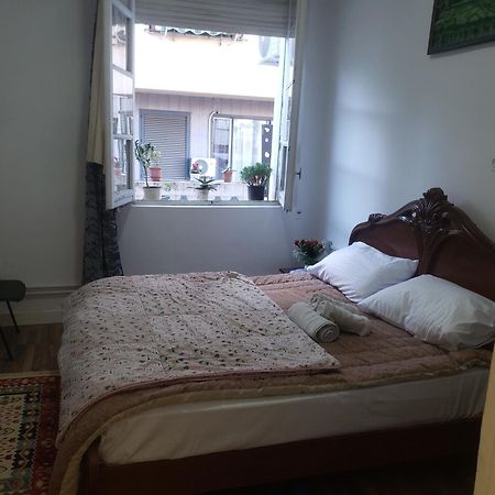 Hostel Oakland Τίρανα Εξωτερικό φωτογραφία