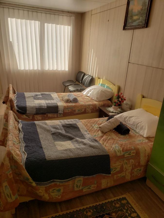 Hostel Oakland Τίρανα Εξωτερικό φωτογραφία
