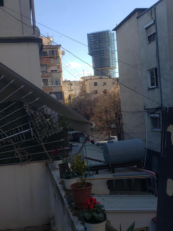 Hostel Oakland Τίρανα Εξωτερικό φωτογραφία