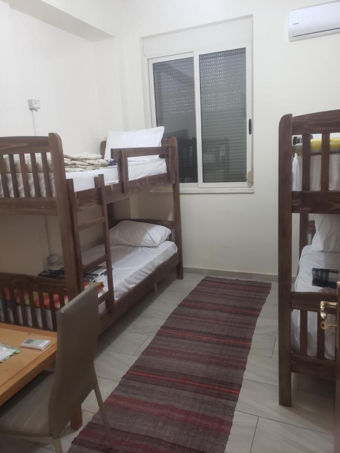 Hostel Oakland Τίρανα Εξωτερικό φωτογραφία