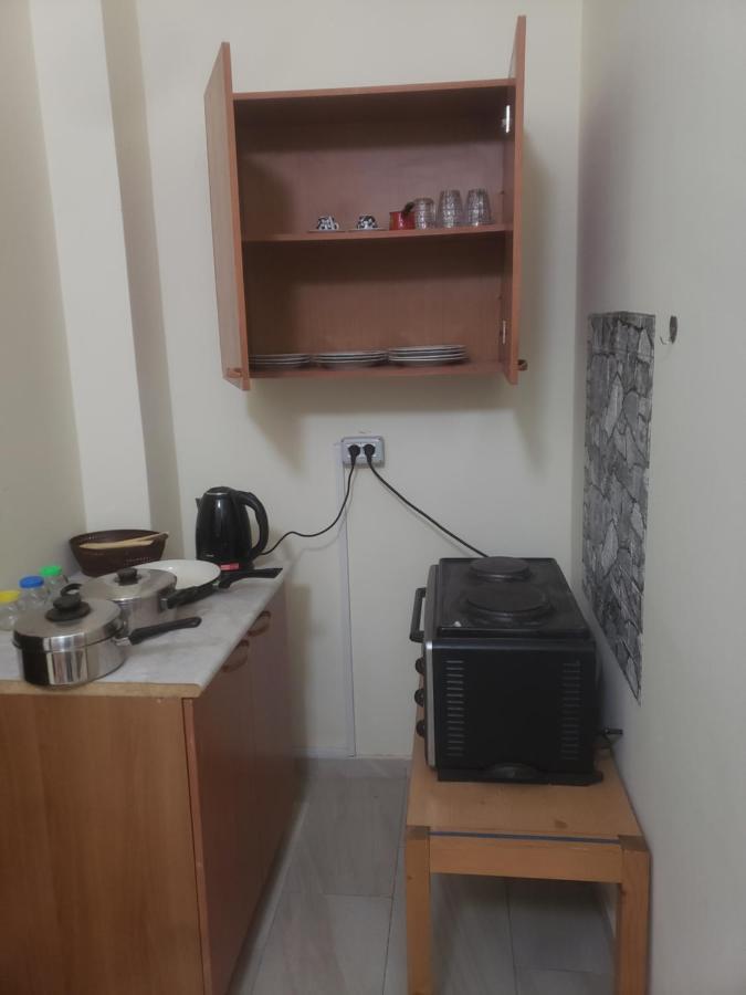 Hostel Oakland Τίρανα Εξωτερικό φωτογραφία