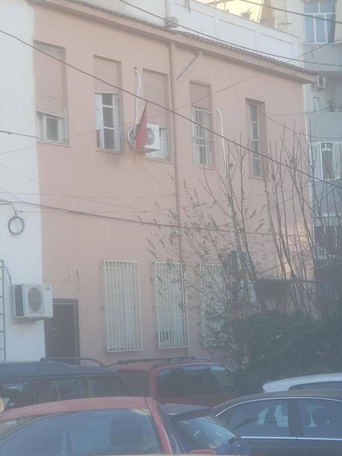 Hostel Oakland Τίρανα Εξωτερικό φωτογραφία