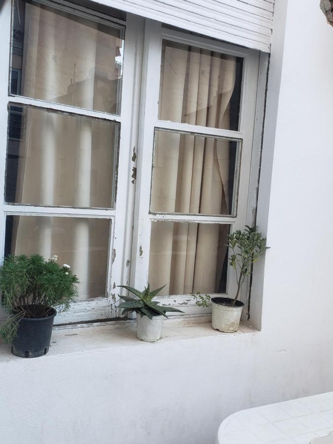 Hostel Oakland Τίρανα Εξωτερικό φωτογραφία
