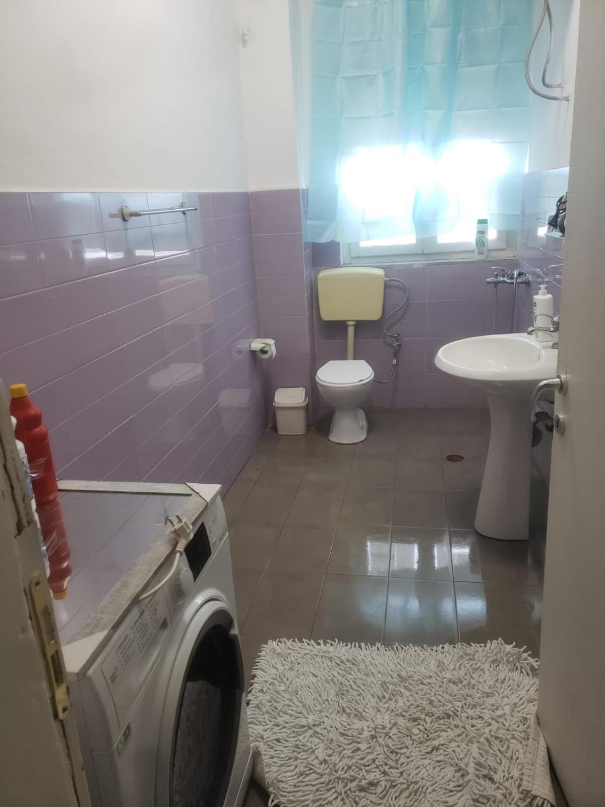 Hostel Oakland Τίρανα Εξωτερικό φωτογραφία